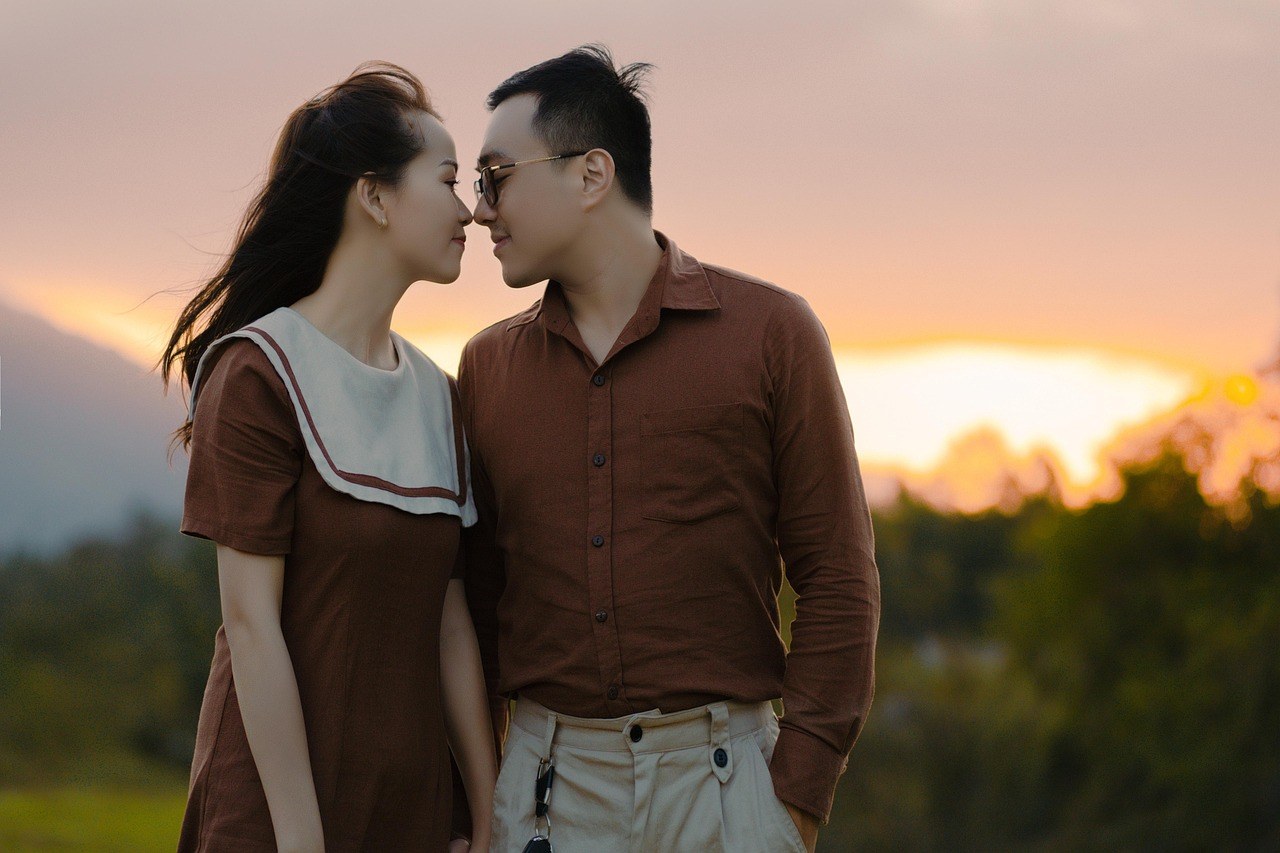 When Affection Cuts Deep: Understanding a Mean Girlfriend and What to Do