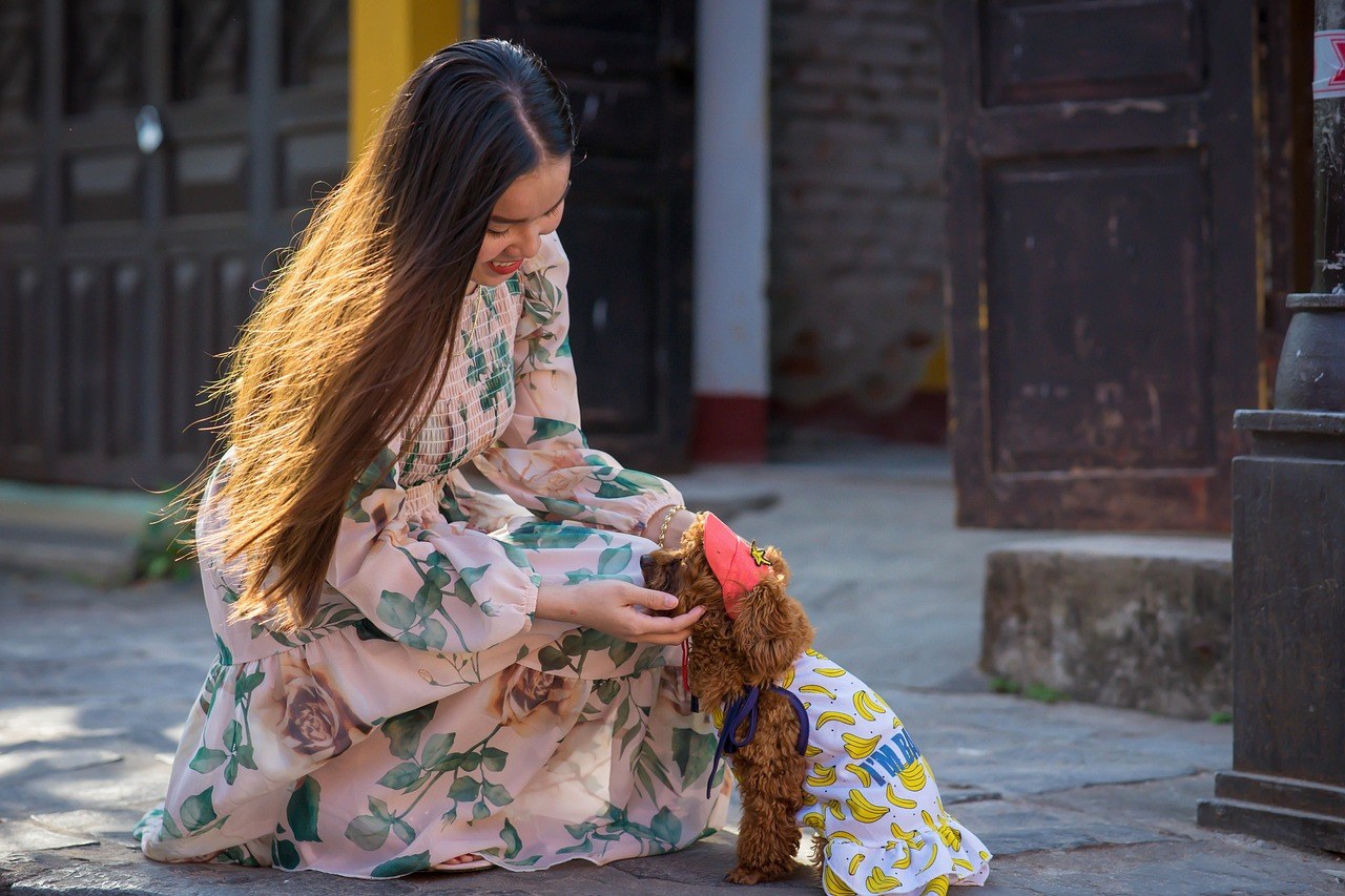 When First Love Won’t Let Go: A Deep Look at Men’s Early Attachments