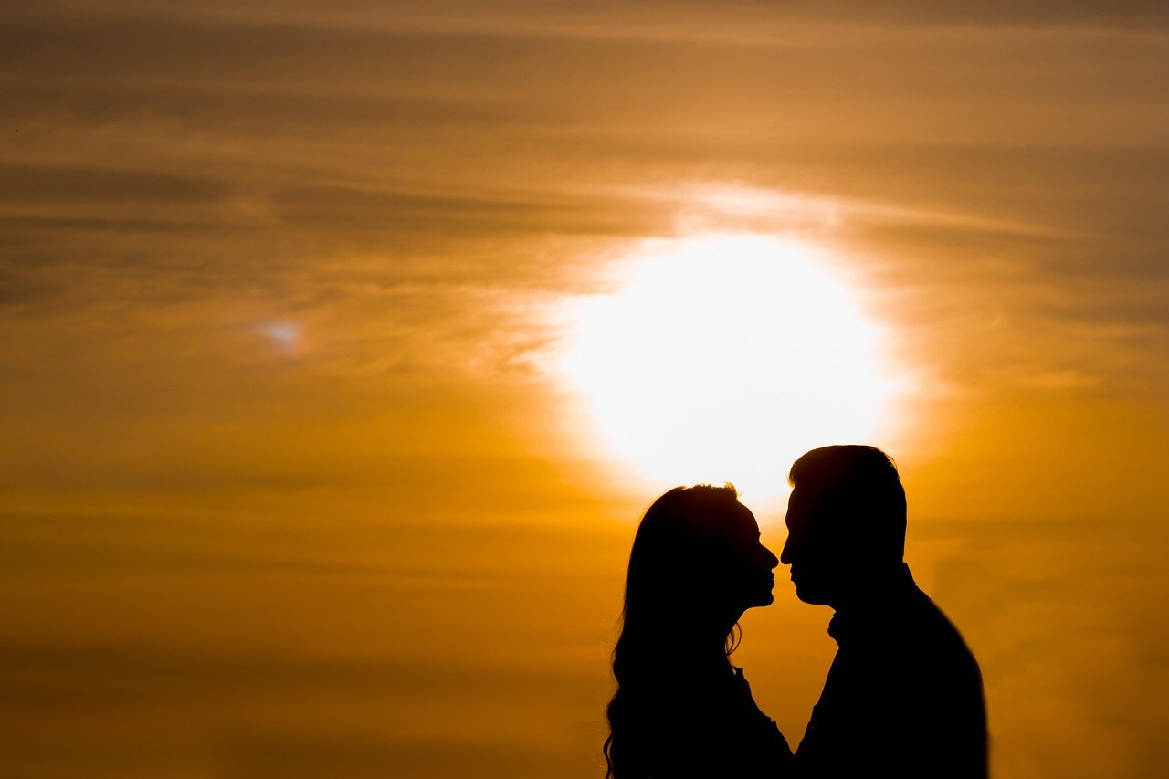Destiny’s Scarlet Thread: Recognizing a Fated Bond and Nurturing It