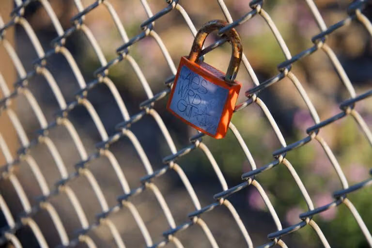 Enduring Love: Practical Signs and Rules for a Committed Relationship