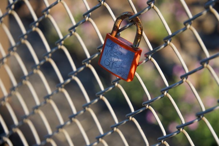 Enduring Love: Practical Signs and Rules for a Committed Relationship