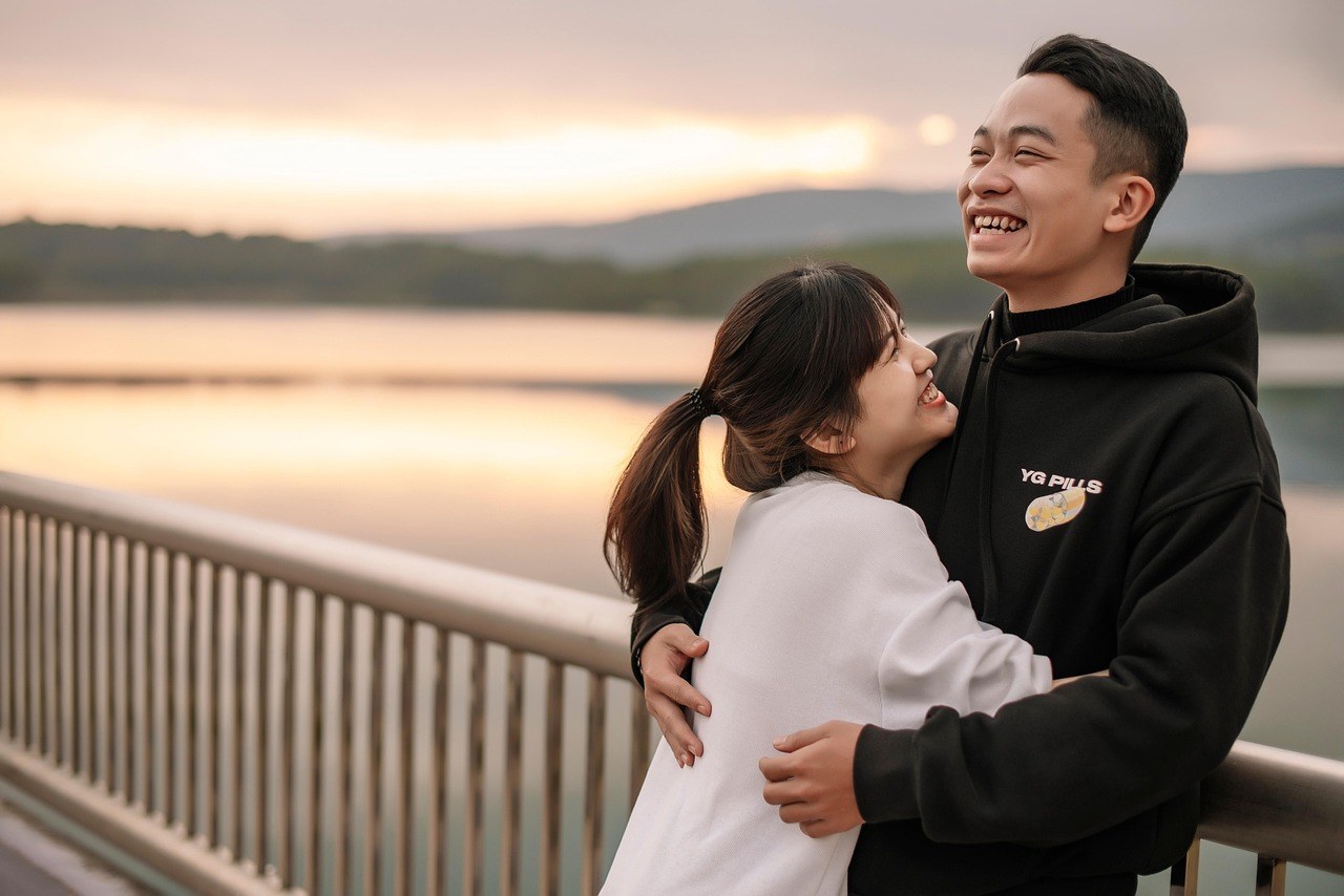 How to Make Breathing Room in Love Without Drifting Apart