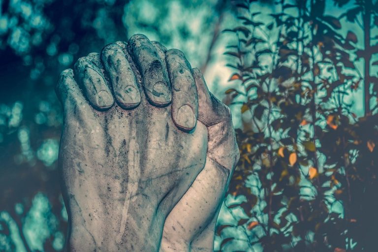 Super Empath Decoded: Traits, Origins and Ways to Recognize One