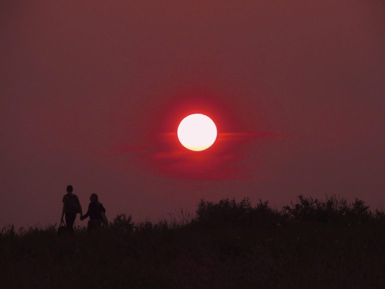 When Longing Lingers: Understanding a Past Love and Learning to Let Go