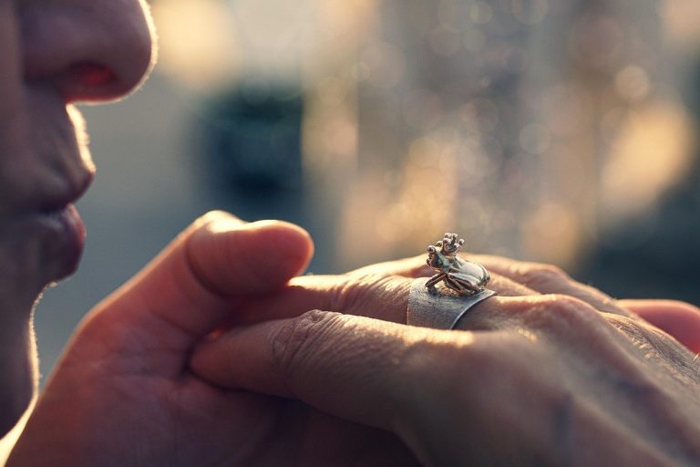 Telltale Clues You’re Carrying the Relationship - and How to Rebalance It