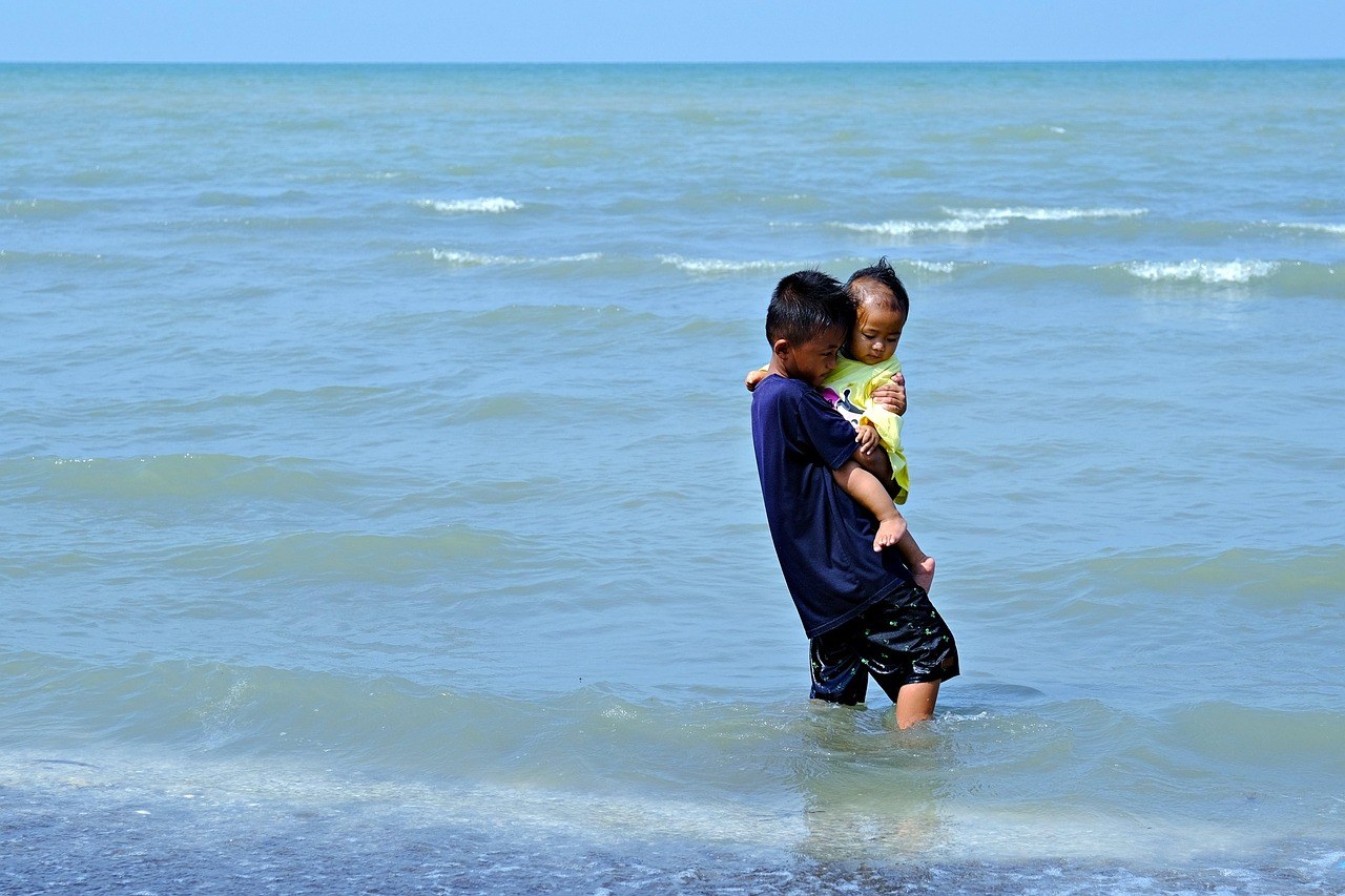When It’s Time To Let Go - A Heart-Smart Guide To Moving On