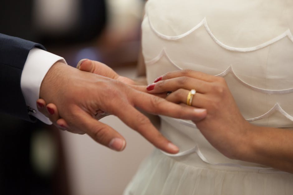 Beyond The Honeymoon: How Couples Navigate The Mid-Marriage Itch