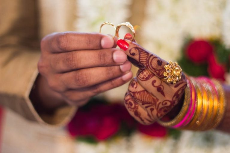 Signs That Your Marriage May Be Coming to an End