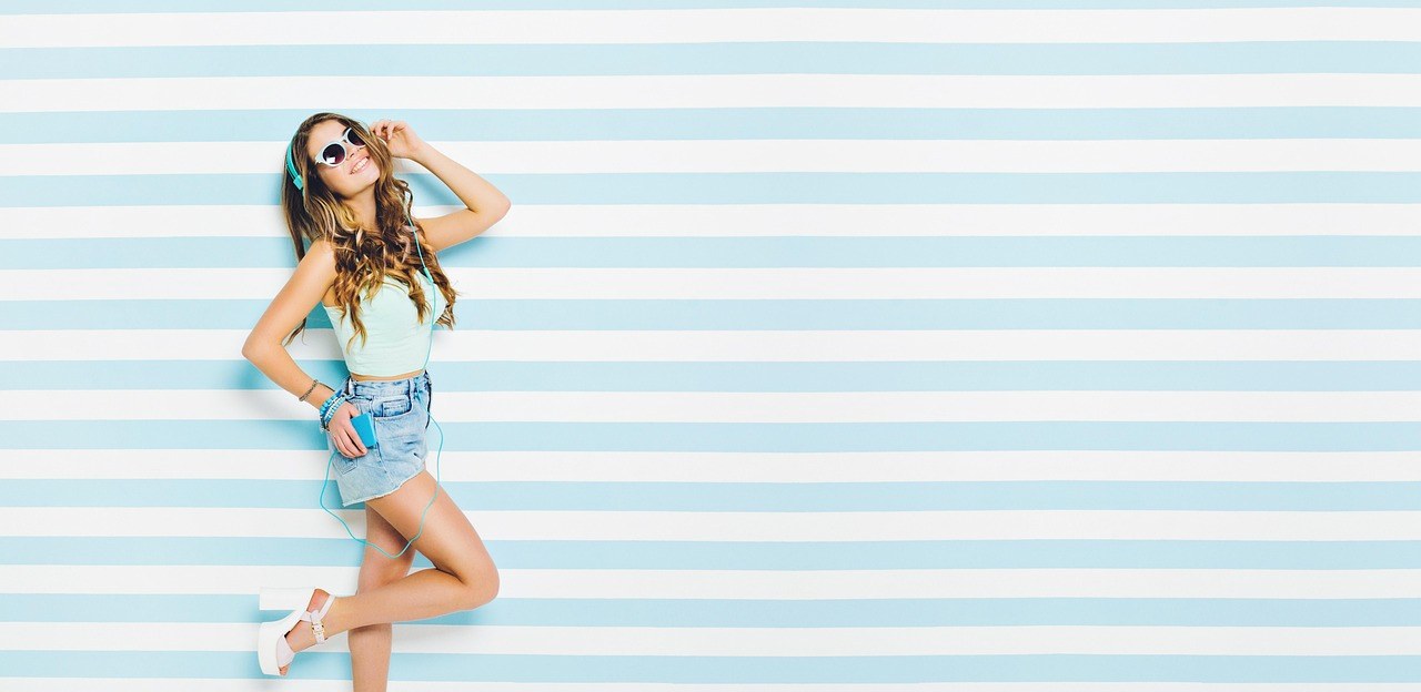 Pillow Humping Demystified: Creative Positions and Ways to Do It Right