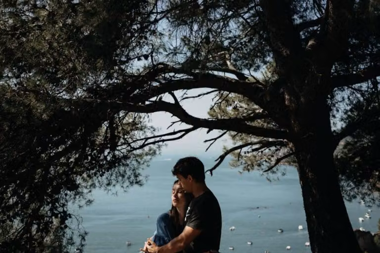 Romantic Questions to Ask Your Boyfriend for Deeper Connection