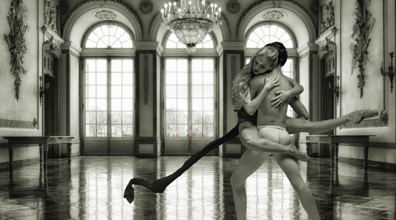 Spark Deeper Connection Fast with Romantic Questions That Truly Land