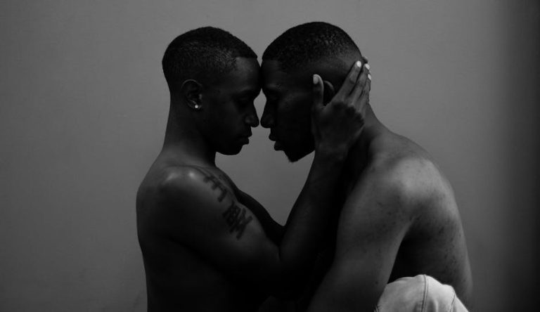 Twin Flame Essentials: Recognizing the Mirror of Your Soul