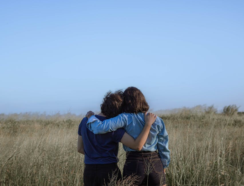 Reading Mixed Signals: How to Spot When Someone Is Leading You On