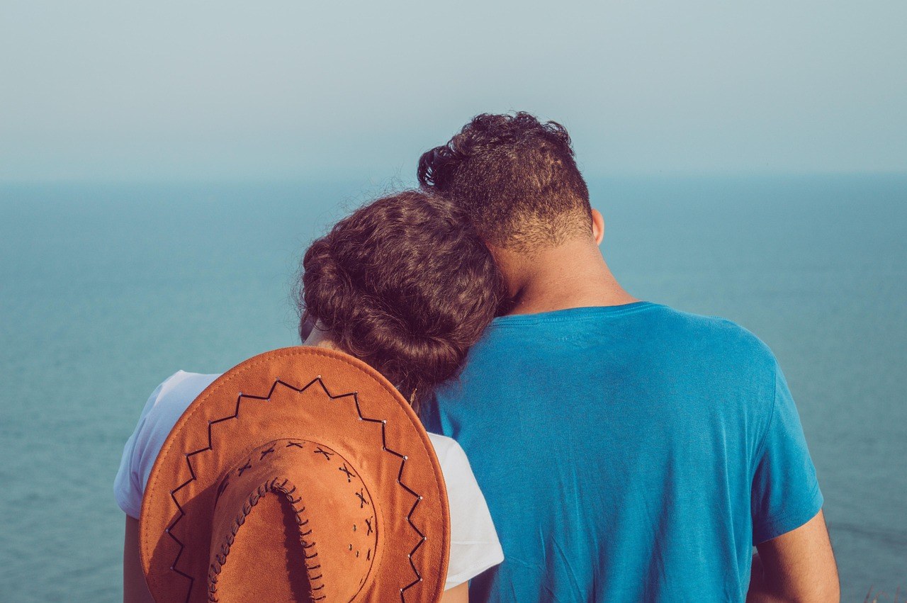 When the Wedding Vows No Longer Fit: Clear Signals to Walk Away