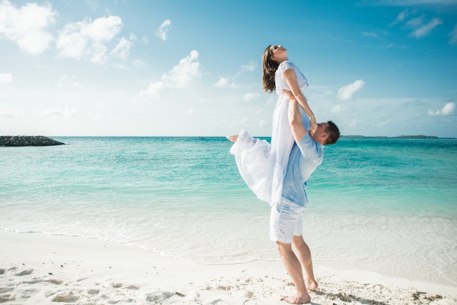 Navigating the No-Label Zone of Exclusive Romance