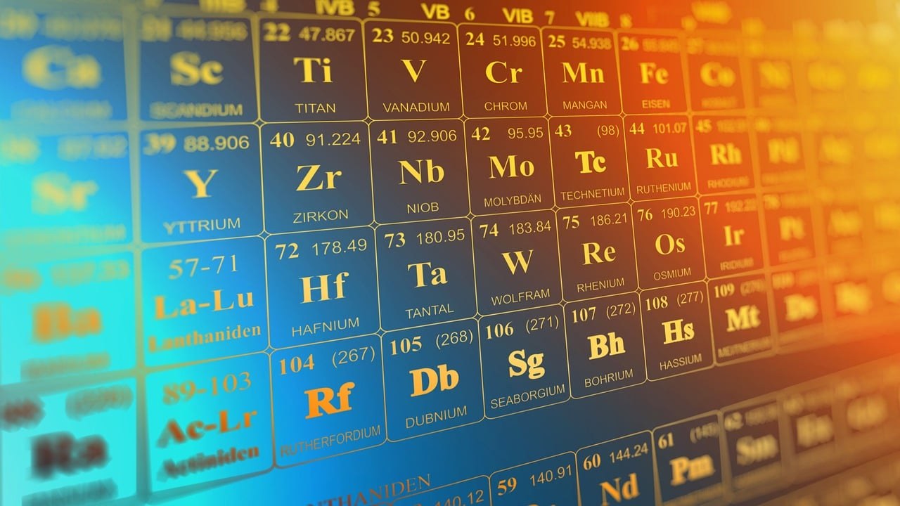 Smart Ways to Start a Conversation With Your Crush and Spark Real Chemistry