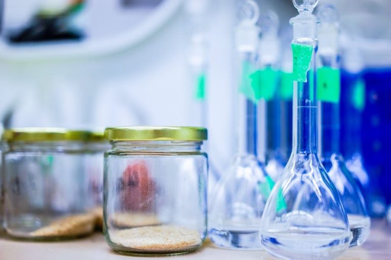 Flirty Texts to Turn Up the Chemistry Without Crossing the Line