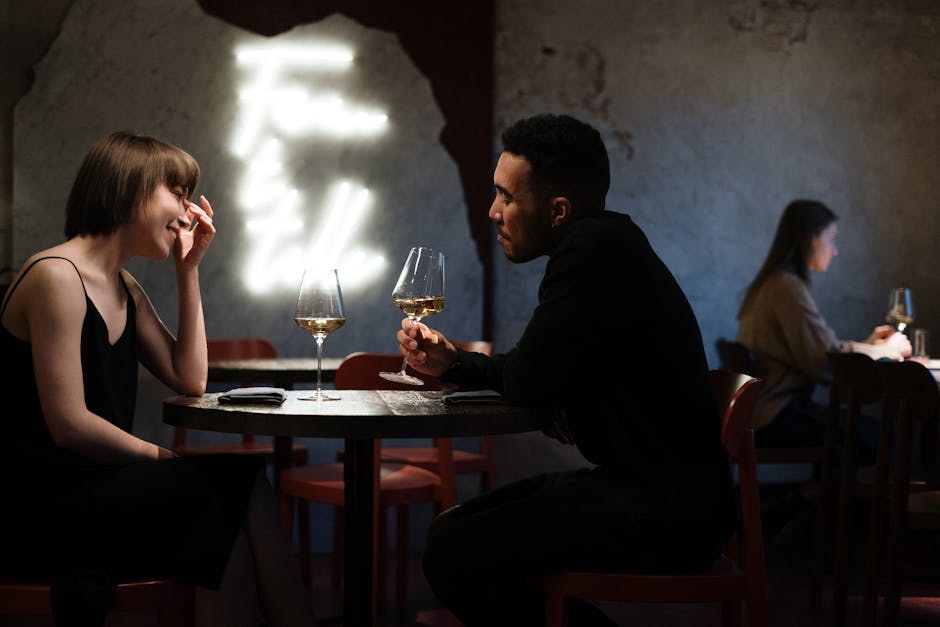 Speed Dating: How It Works, Why It Helps, and Smart Questions to Ask