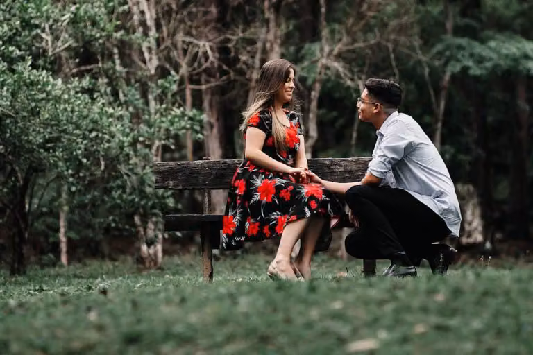 A Drunk Kiss Decoded: Meanings, Shades, and Next Steps