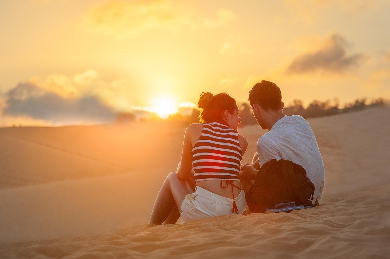Timing Intimacy: Choosing the Moment That Fits You