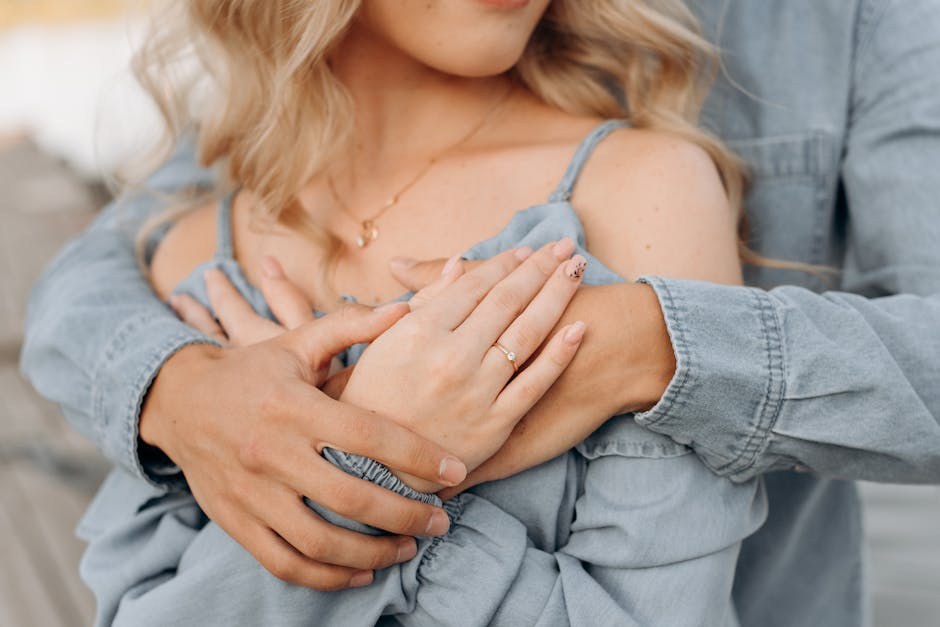When Intimacy Fades in a Relationship - Causes and Meaning