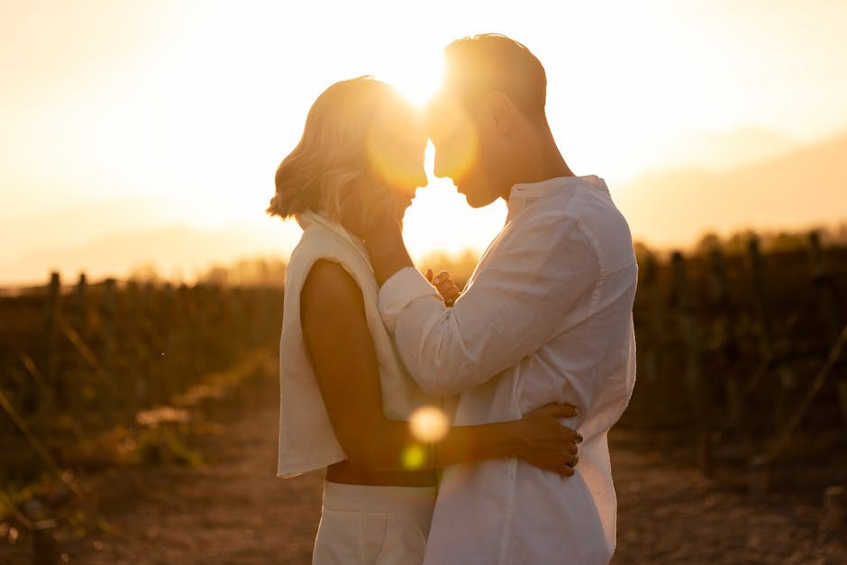Dating Playbook for Women: The Girl Code That Keeps You in Control