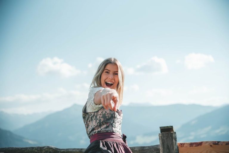 Clever Ways to Keep a Guy Hooked and Happy in Your Relationship