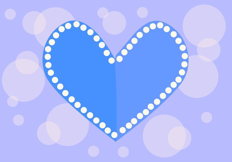 Owning Your Extra: Signs You’re All-Out And Loving The Drama