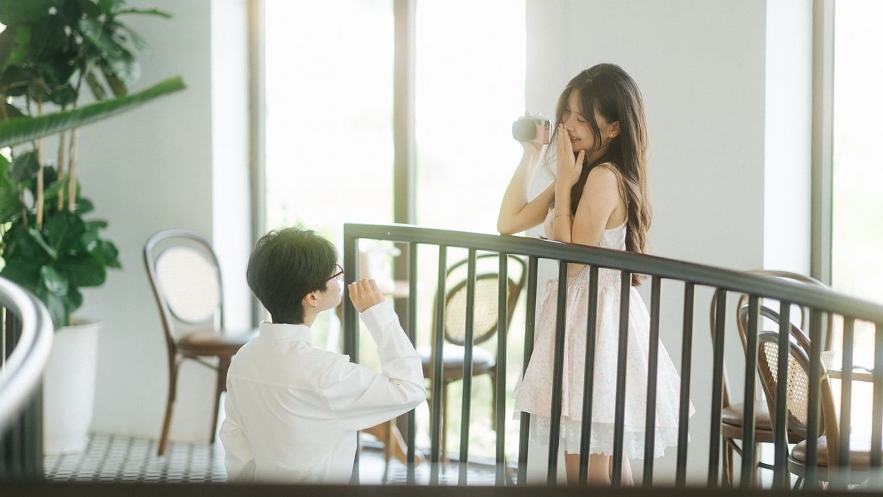 Clever Ways to Keep a Guy Hooked and Happy in Your Relationship