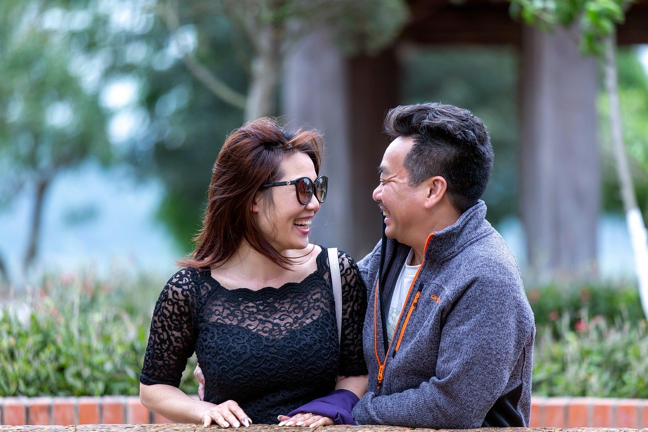 Quiet Proof He’s All In: How to Tell Your Boyfriend Truly Cares