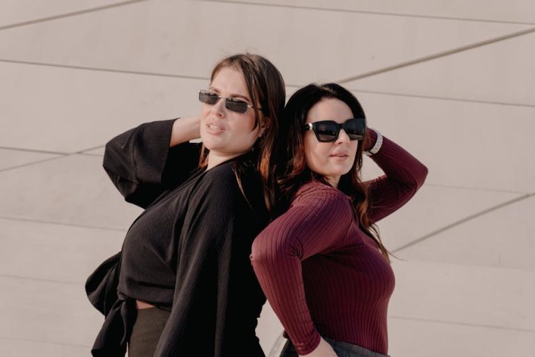 How To Kiss A Guy With Confidence And Spark Desire