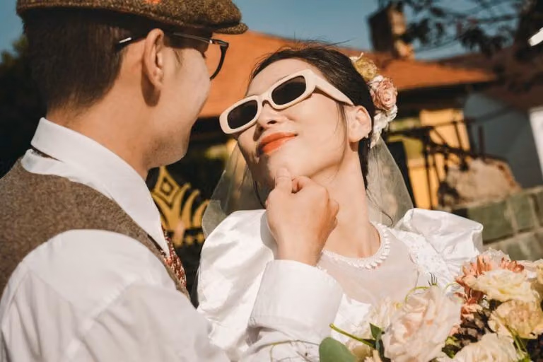 Inside His Head: Understanding Men, Attraction, and Everyday Behavior