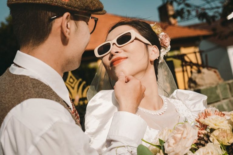 Inside His Head: Understanding Men, Attraction, and Everyday Behavior