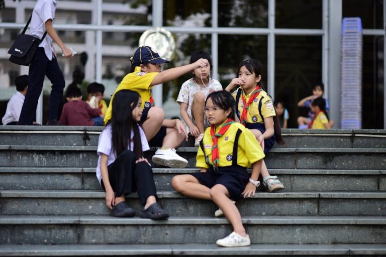 Playful Spark: Flirtatious Moves to Thrill Your Boyfriend