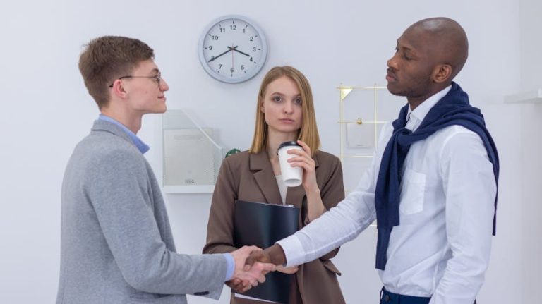 Clever Ways to Inspire Him to Go Down on You - and How to Tell He’s Into It