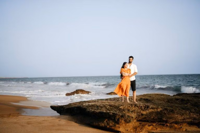 Subtle Ways He Shows Romantic Intent Behind a Friendly Front