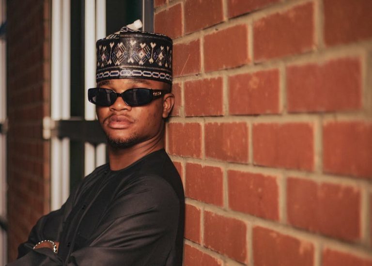 Restoring Confidence When Doubt Clouds Your Boyfriend