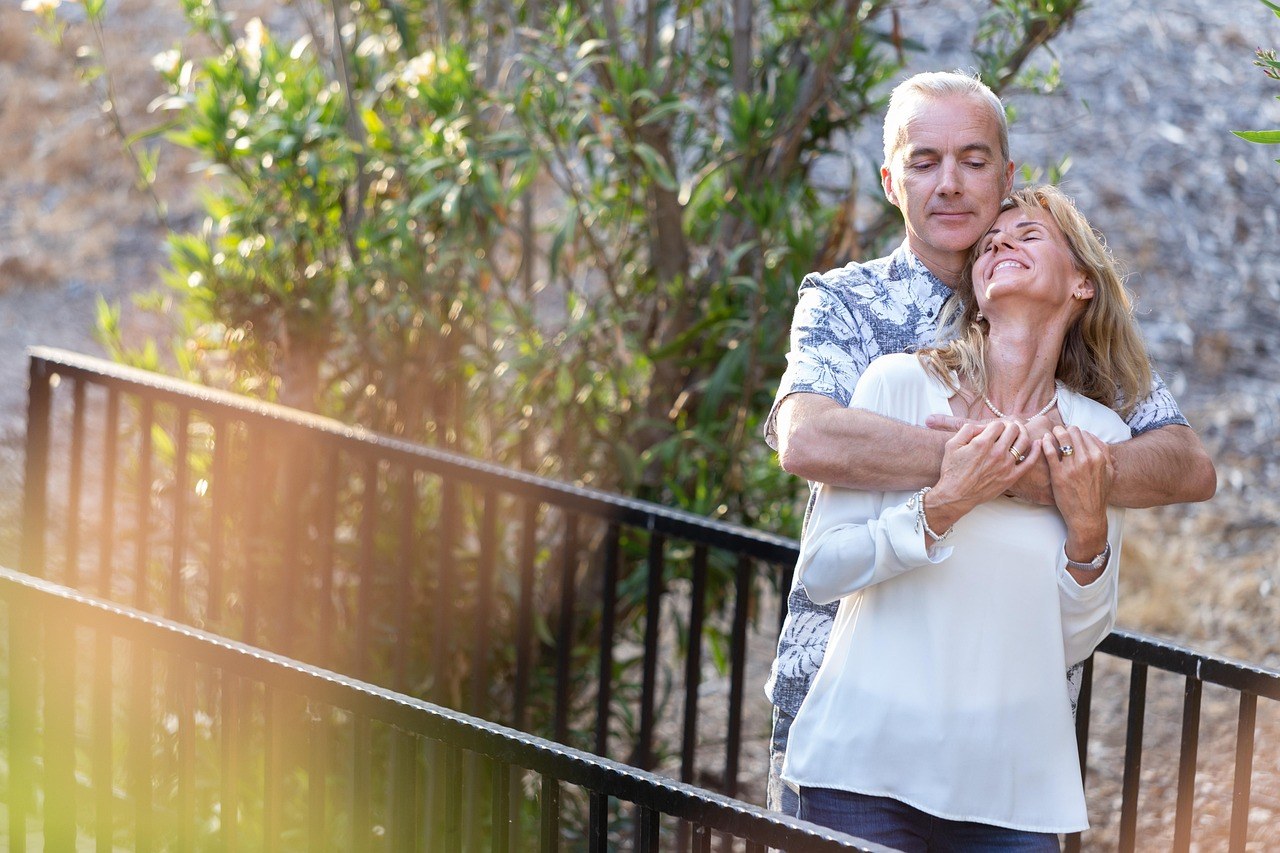 Cultivating Absence, Sparking Your Partner’s Longing