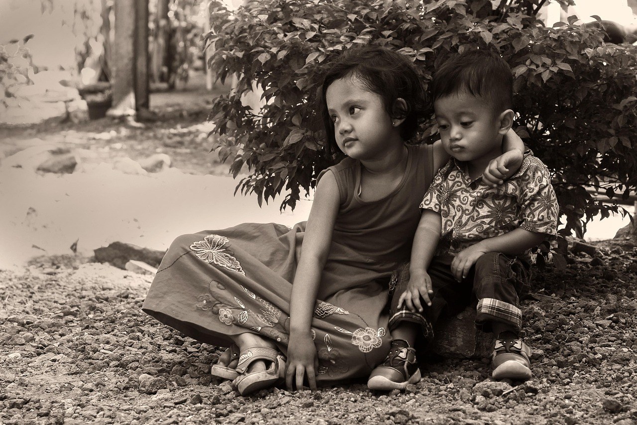 When a Straight Woman Imagines Women: Interpreting Desire Without Panic