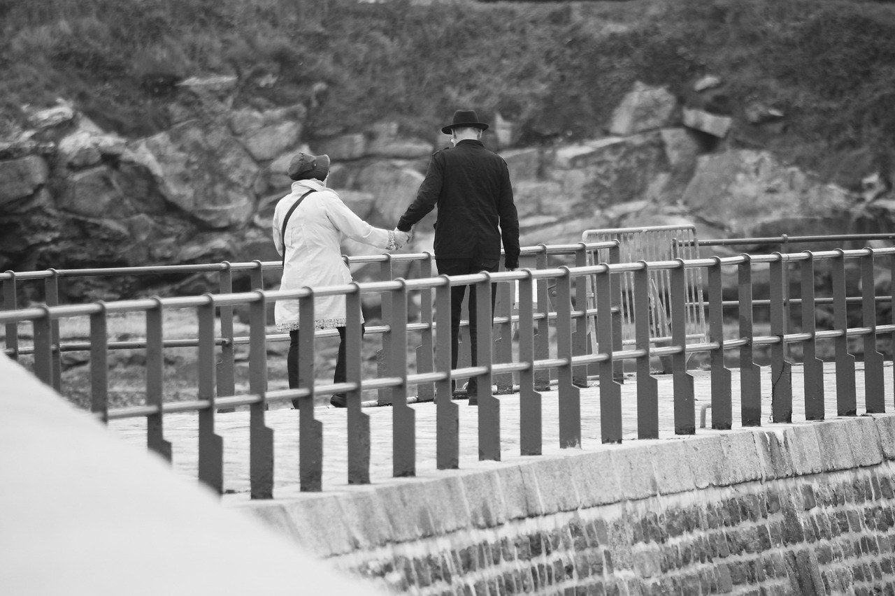 Decoding Mixed Signals: Shyness Versus Disinterest