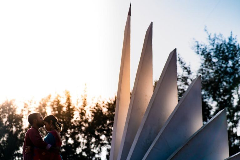 Spotting Possessive Behavior Early and Reclaiming Your Freedom