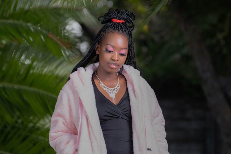 Pussy Selfie: Practical Guidance for a Confident First Shot