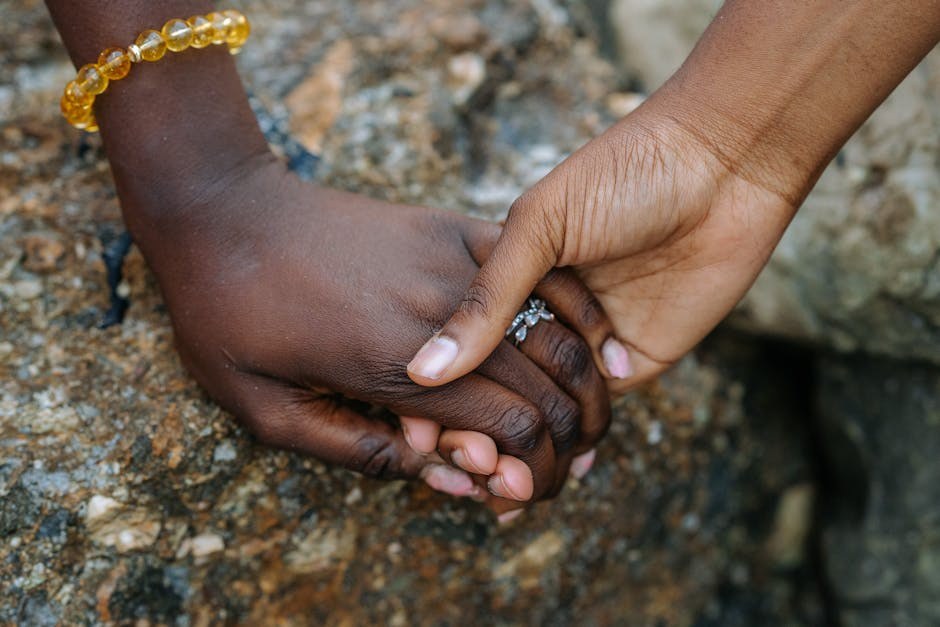 Subtle Flirting Moves That Feel Like Ordinary Conversation